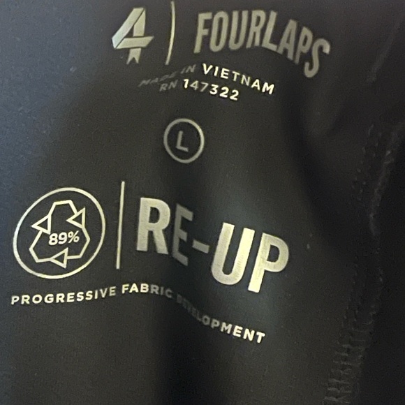 Four Laps casual athlete pull on pants. Size large GUC - Picture 7 of 7